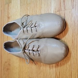 Tan Split Sole Tap Shoes size 3